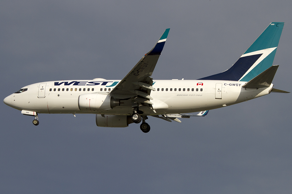 WestJet, C-GWSY, Boeing, B737-7CT, 25.08.2011, YUL, Montreal, Canada 



