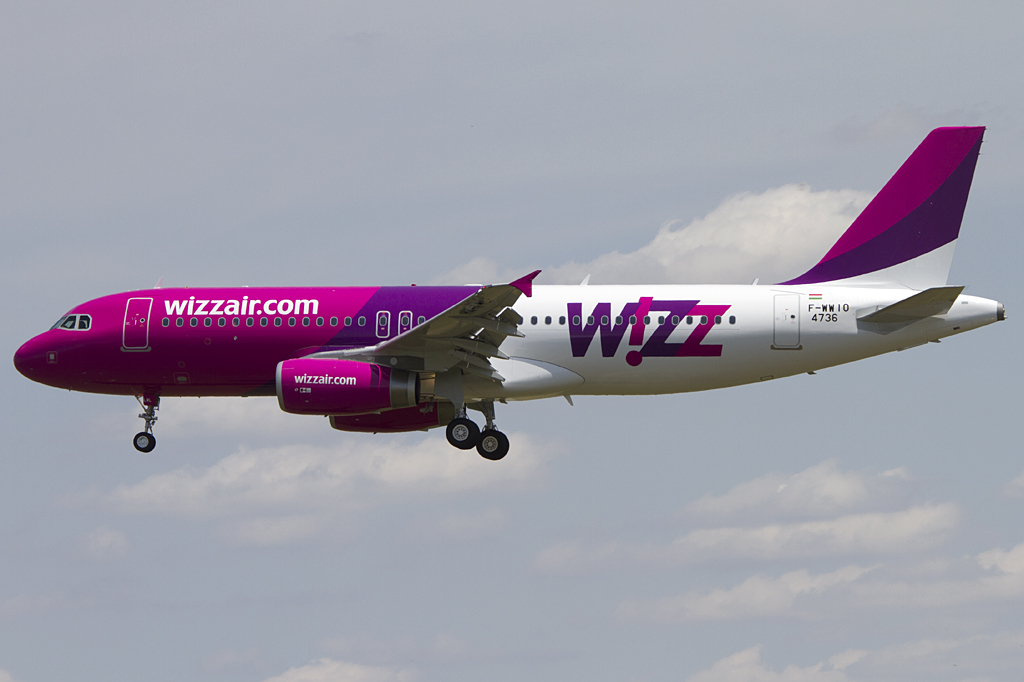 Wizz Air, F-WWIO (later Reg.: HA-LWL), Airbus, A320-232, 15.06.2011, TLS, Toulouse, France



