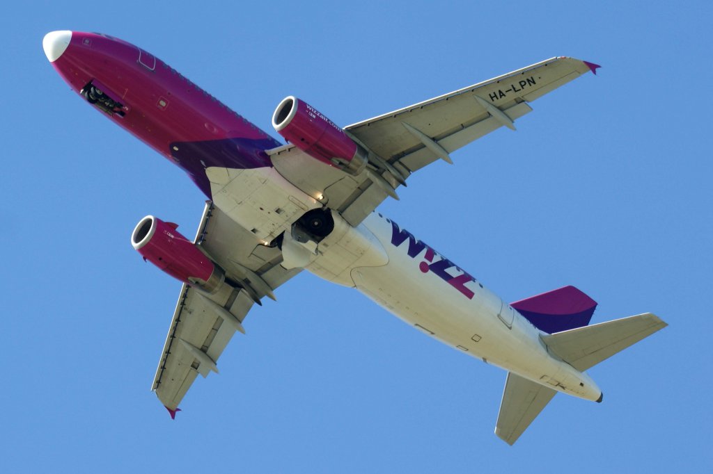 Wizz Air, HA-LPN, Airbus, A 320-200, 07.07.2012, FMM-EDJA, Memmingen, Germany 