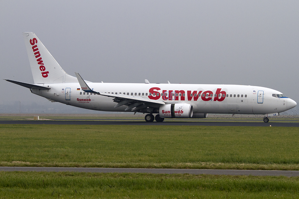 XL Airways - Sunweb, D-AXLE, Boeing, B737-8Q8, 28.10.2011, AMS, Amsterdam, Netherlands 

