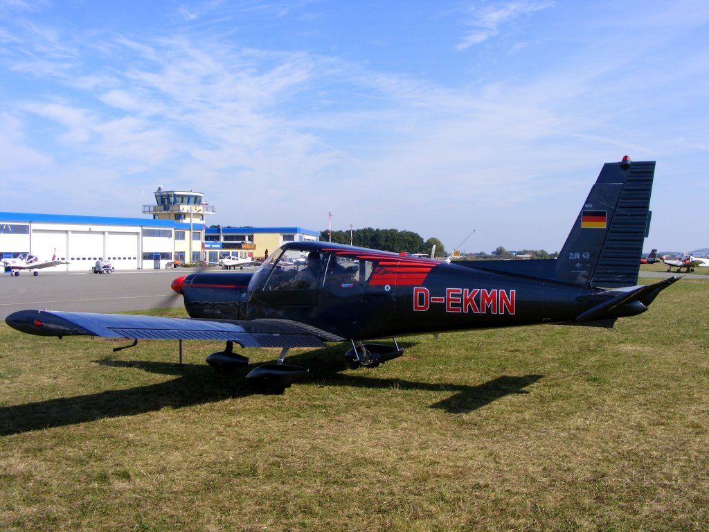 Zlin 43 D-EKMN beim Zlin Treffen in Gera EDAJ 27.9.2008