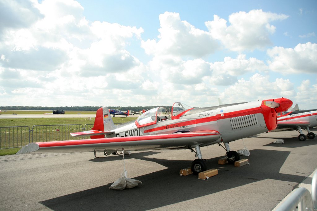 Zlin-526 AFS Akrobat Spezial D-EWQL am 13.09.2012 auf der ILA 2012