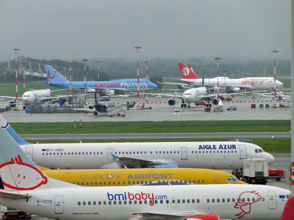Zum Finale der UEFA Europa League 2010 kamen am 12.05.2010 viele Fans von Club Atltico de Madrid und Fulham FC mit dem Flugzeug nach Hamburg.