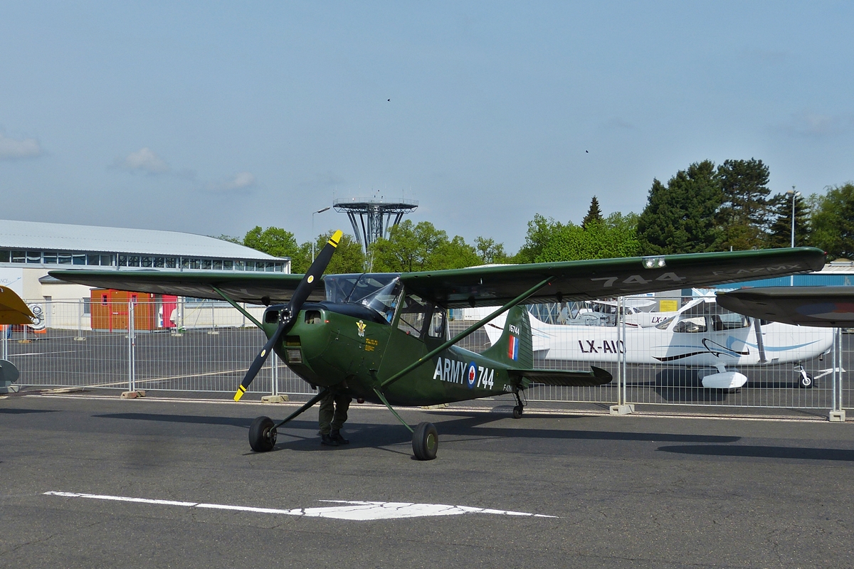 .  F-AZMX,  Cessna L-19 Bird Dog, ausgestellt am Tag der offenen Tür beim Aero-Sport am Flughafen in Luxemburg.  02.05.2015