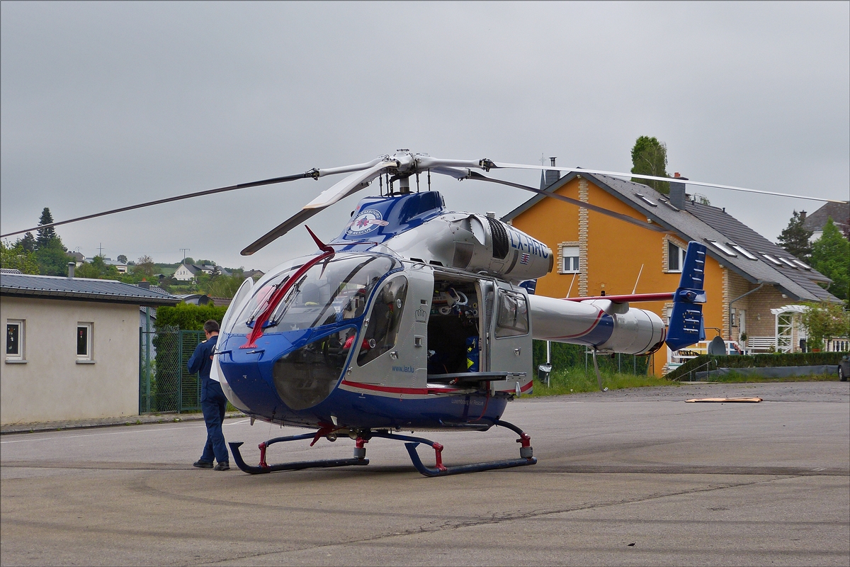 . LAR LX-HRC MD Helicopters MD-902 Explorerist vor kurzem in Wiltz gelandet. 21.05.2016