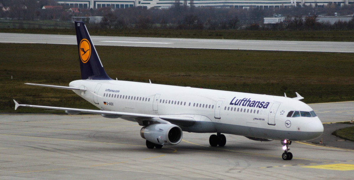 01.12.13 / D-AISX brachte die Ersatzreifen für die D-AISU aus Frankfurt