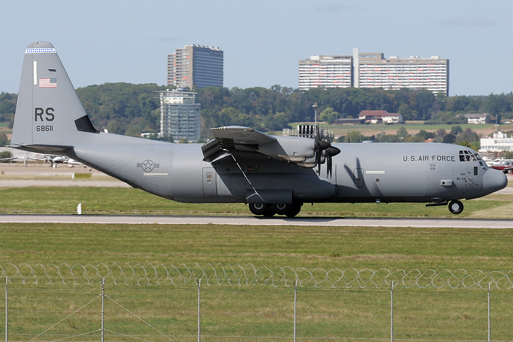 06-8611 Lockheed C-130J-30 Hercules 19.09.2019