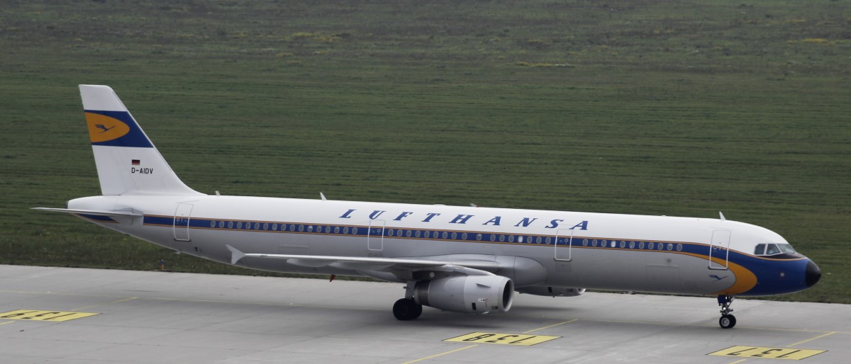 09.10.15 @ LEJ / Lufthansa Airbus A321-231 D-AIDV  Retro  | sie brachte die DFB-Elf aus Dublin