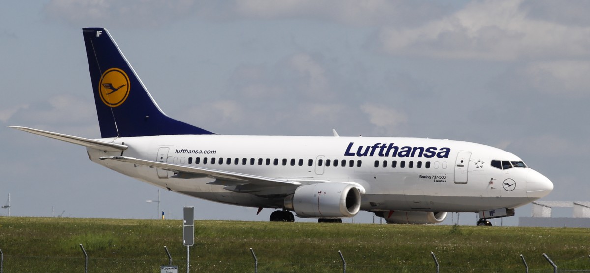 10.5.15 @ LEJ / Lufthansa Boeing 737-500 D-ABIF