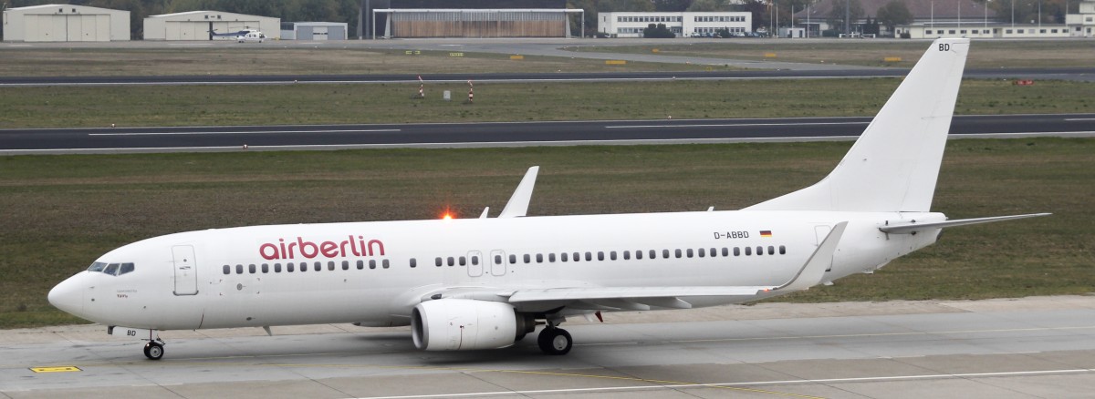 13.10.15 @ TXL / Air Berlin Boeing 737-86J(WL) D-ABBD