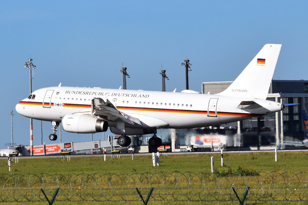 15+01 , German Air Force , Airbus A319-133(CJ) , 24.10. 2021 , Berlin-Brandenburg  Willy Brandt  , BER 
