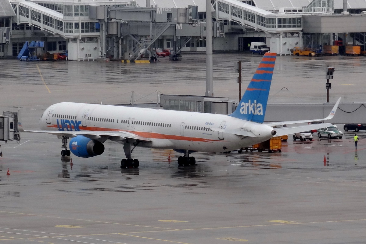 4X-BAU Arkia - Israeli Airlines Boeing 757-3E7 (WL)       13.09.2013

Flughafen Mnchen