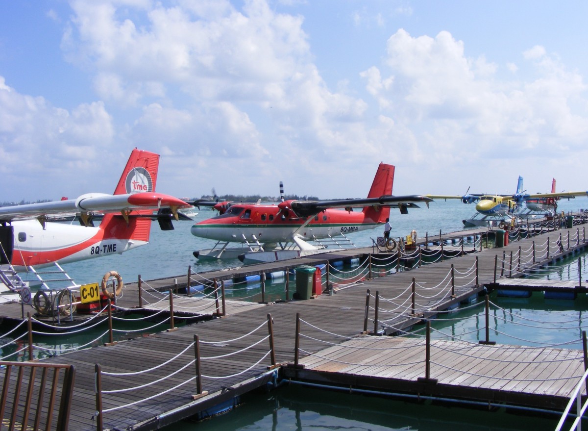 8Q-MBA, DHC-6 Twin Otter, Tran Maldivian Airways, Male Wasserairport (MLE) 10.3.2015