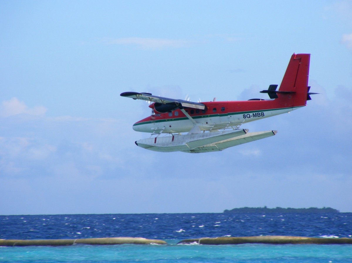 8Q-MBB, DHC-6 Twin Otter, Trans Maldivian Airways, Meedhupparu (Raa Atoll), 15.3.2015
