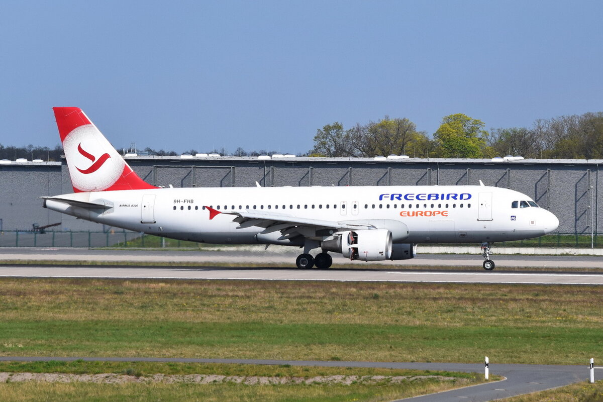 9H-FHB , Freebird Airlines Europe , Airbus A320-214 ,  Berlin-Brandenburg  Willy Brandt  , BER , 24.04.2022 ,