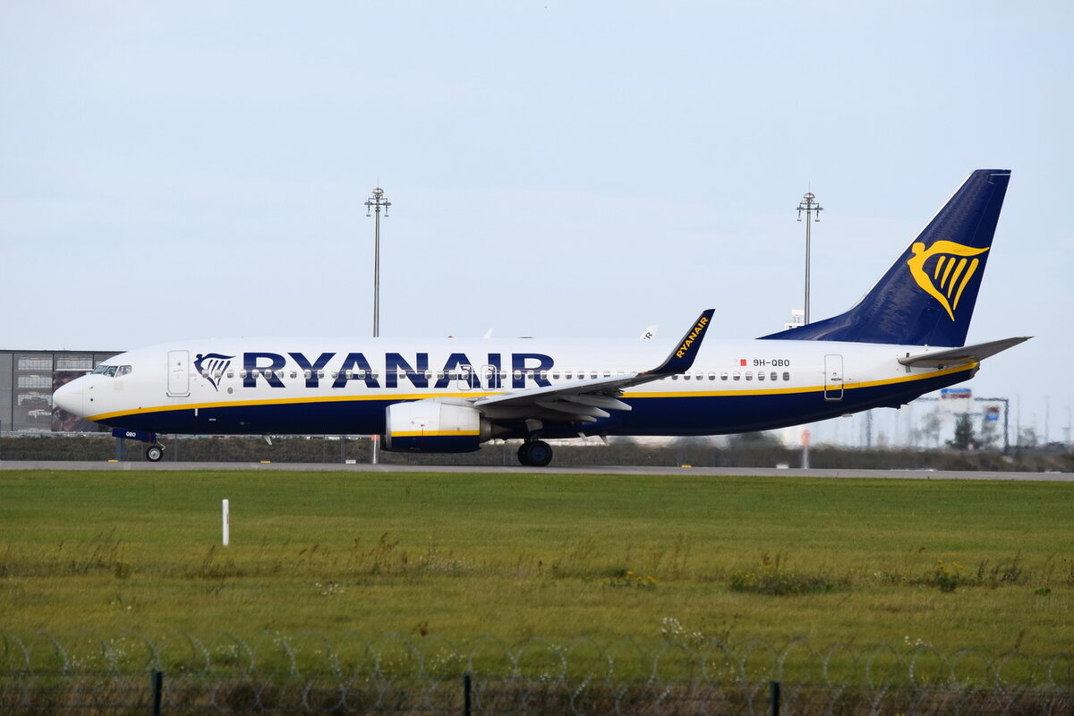 9H-QBO , Malta Air , Boeing 737-8AS(WL) , 17.10.2021 , Berlin-Brandenburg  Willy Brandt  , BER , 