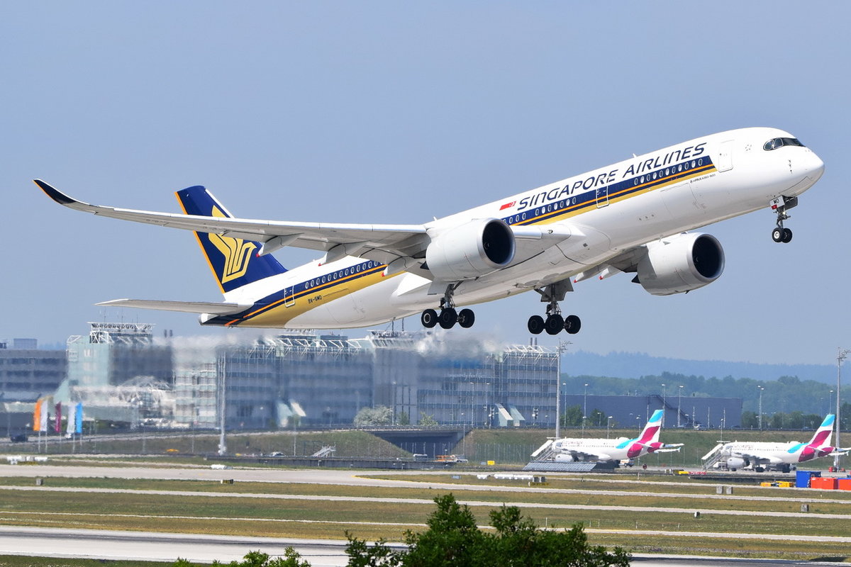 9V-SMO Singapore Airlines Airbus A350-941  , MUC , 11.05.2018