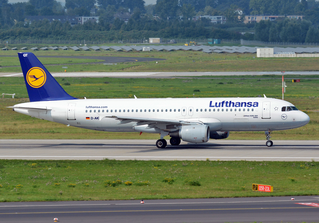 A 320-200 D-AIQT - Lufthansa  Gotha , beim Start von Düsseldorf - 04.09.2014