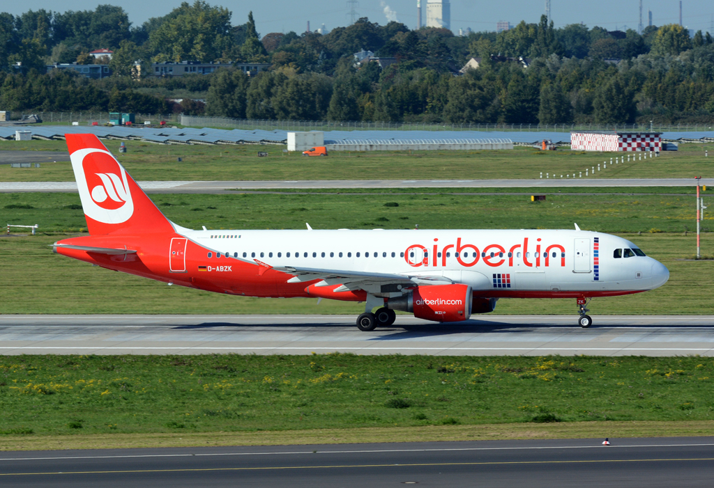 A 320-215 D-ABZK Air Berlin beim Start von Düsseldorf -01.10.2015