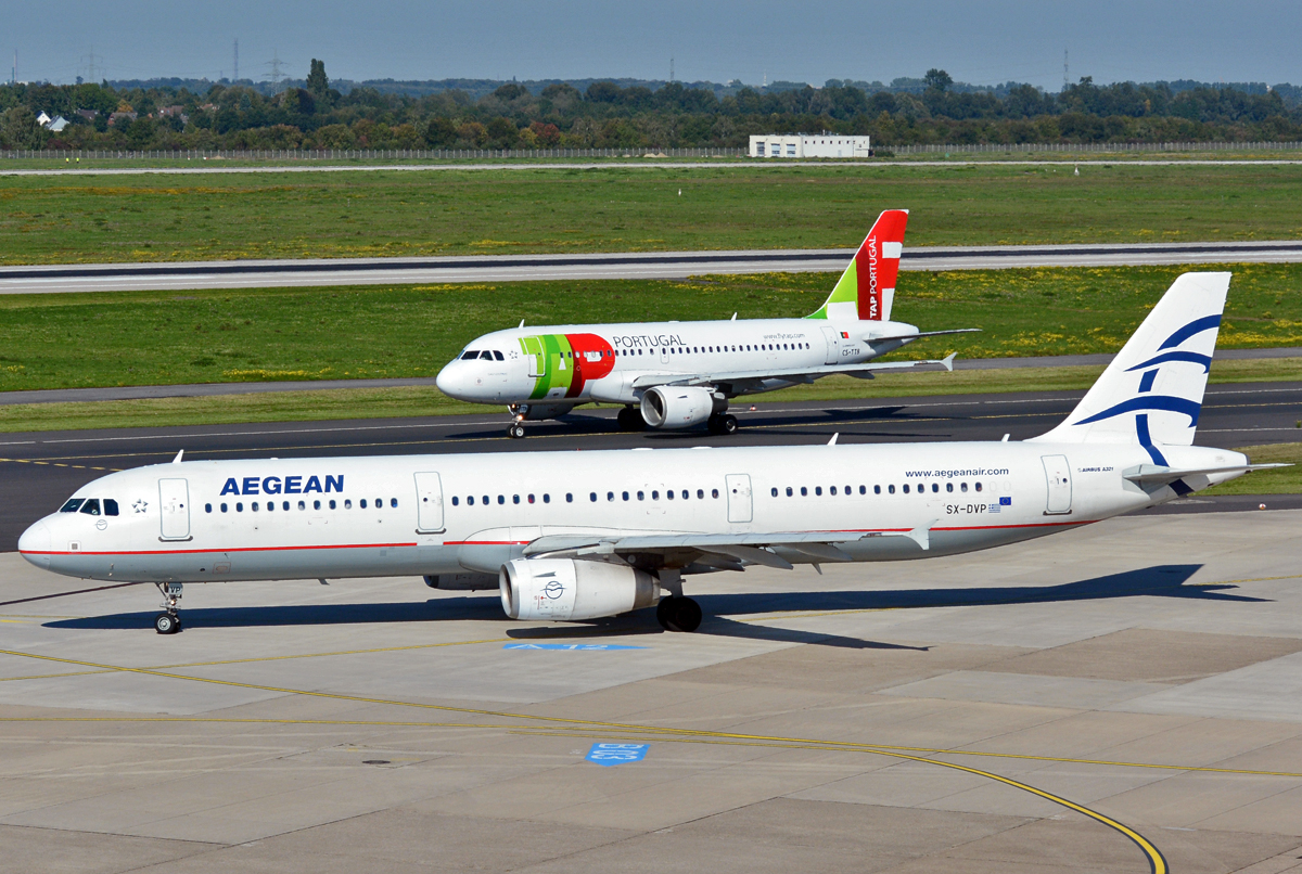 A 321-232 Aegean, SX-DVP und im Hintergrund A 319-111 CS-TTP (TAP-Portugal), taxy at DUS - 01.10.2015