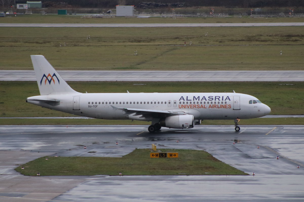 A320 SU-TCF der Almasria Universal Airlines am 20.12.18 in Düsseldorf