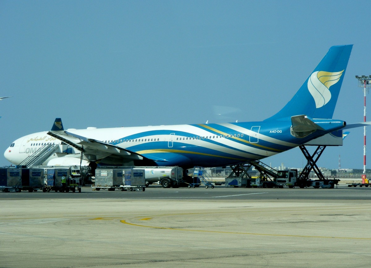 A40-DG, Oman Air, Airbus A 330, Muscat International Airport (MCT), 14.11.2014