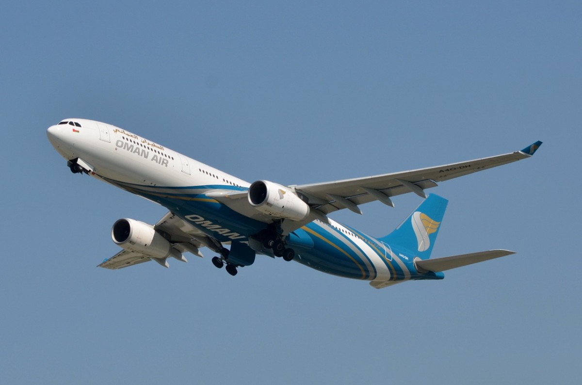 A40-DH Oman Air Airbus A330-300    am 11.09.2015 in München gestartet