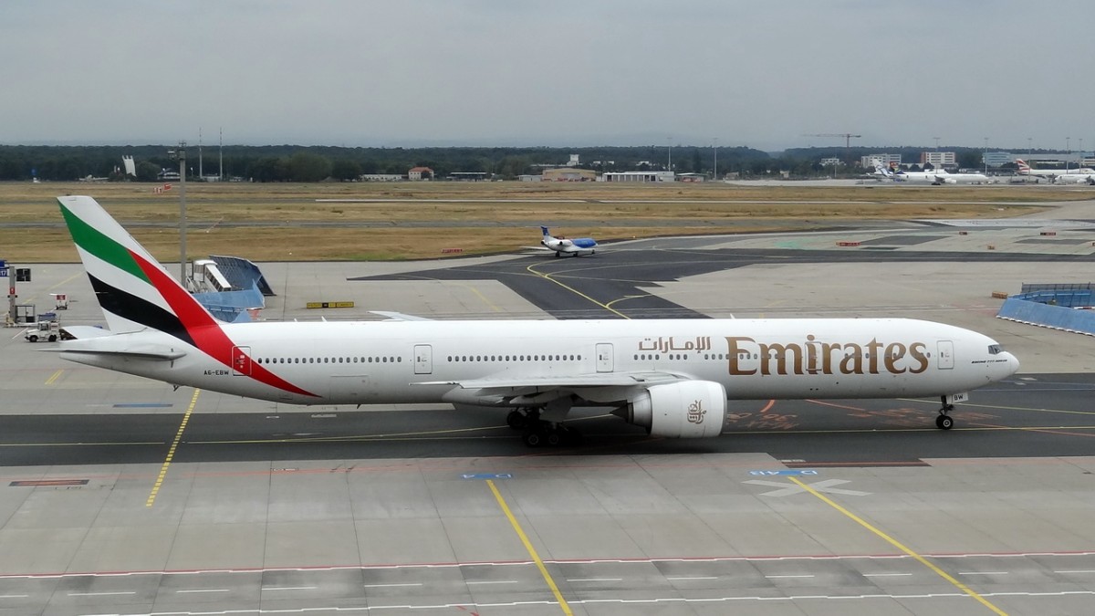 A6-EBW Emirates Boeing 777-36N(ER)  08.08.2013

Flughafen Frankfurt