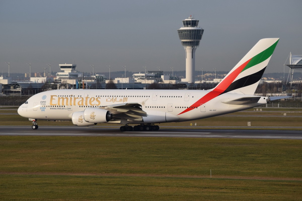 A6-EEF Emirates Airbus A380-861   am 11.12.2015 in München beim Start