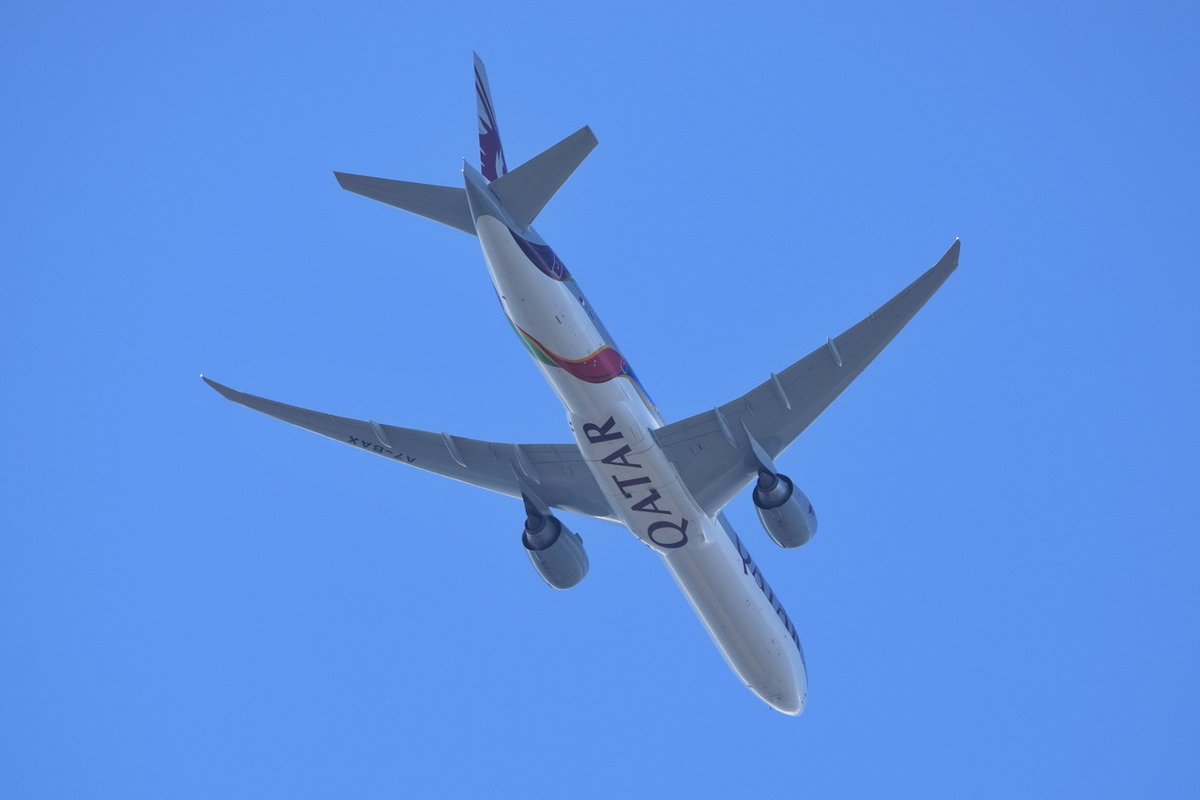 A7-BAX Qatar Airways Boeing 777-3DZ(ER) , 03.08.2019 , Anflug Tegel