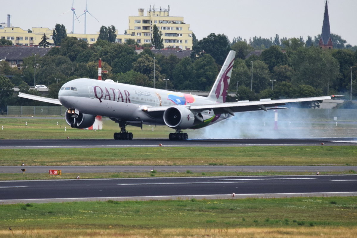 A7-BAX Qatar Airways Boeing 777-3DZ(ER) , TXL , 15.08.2019
