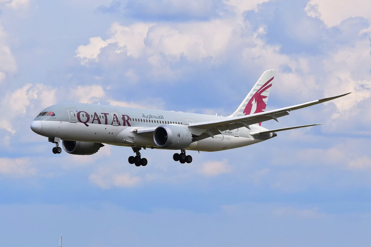 A7-BCH , Qatar Airways , Boeing 787-8 Dreamliner , 06.08.2021 , Berlin-Brandenburg  Willy Brandt  , BER ,