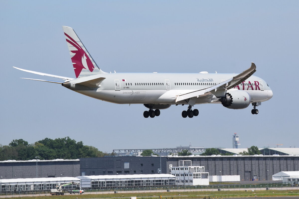 A7-BHC , Qatar Airways , Boeing 787-9 Dreamliner , Berlin-Brandenburg  Willy Brandt  , BER , 18.05.2022 ,