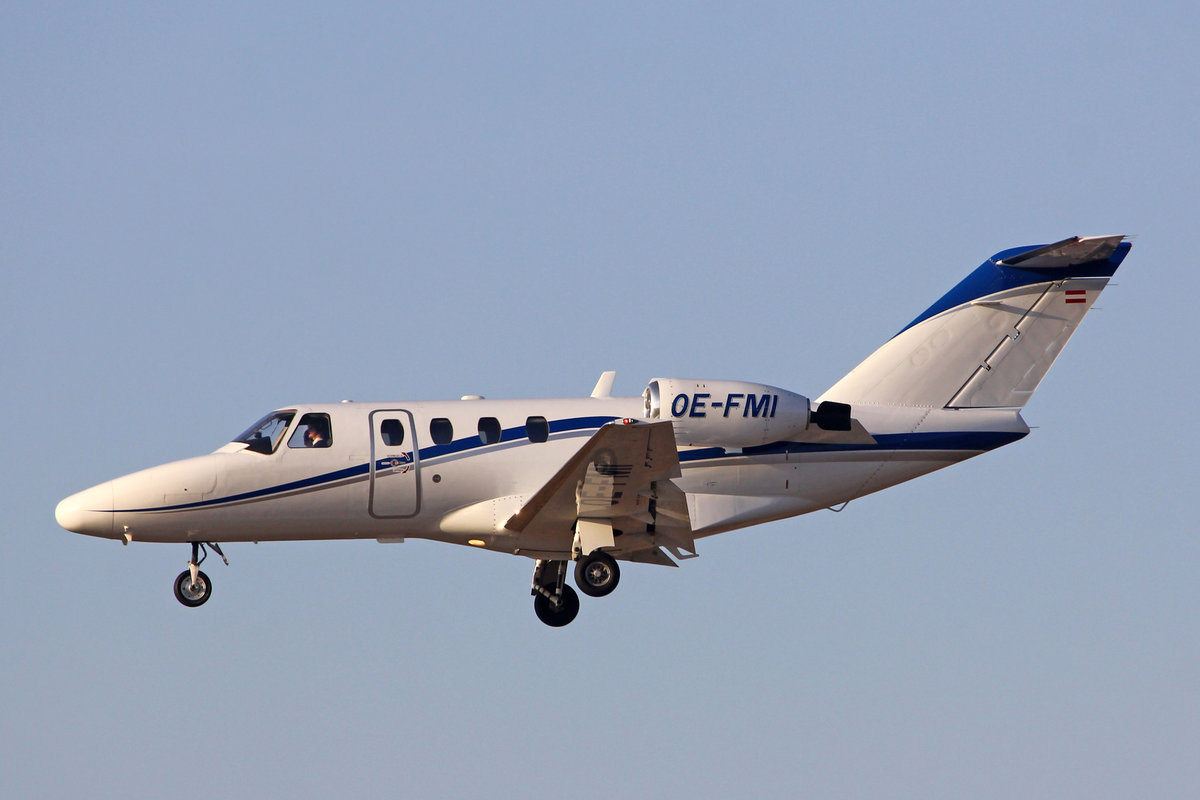 ABC Bedarfsflug GmbH, OE-FMI, Cessna 525 Jet1, msn: 525-0315, 21.Februar 2019, ZRH Zürich, Switzerland.