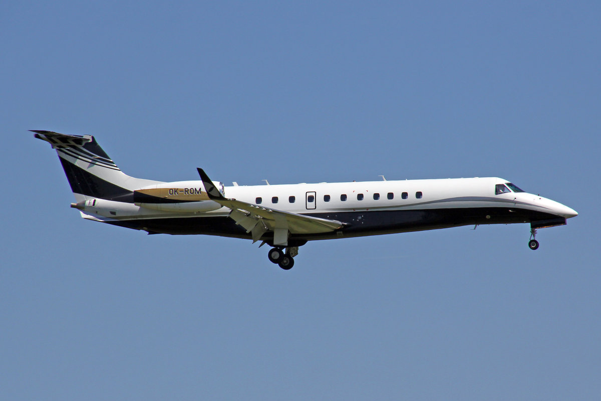 ABS Jets, OK-ROM, Embraer Legacy 600, 7.August 2017, ZRH Zürich, Switzerland.