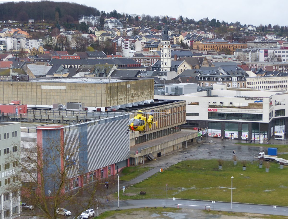 ADAC Luftrettung Christoph 70, D-HJMD Eurocopter EC 135-P2 gestartet in Gera am 11.3.2020