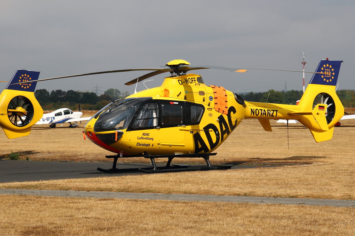 ADAC Luftrettung, D-HOFF, Eurocopter EC 135P2. Bonn-Hangelar (EDKB) am 20.08.2022.