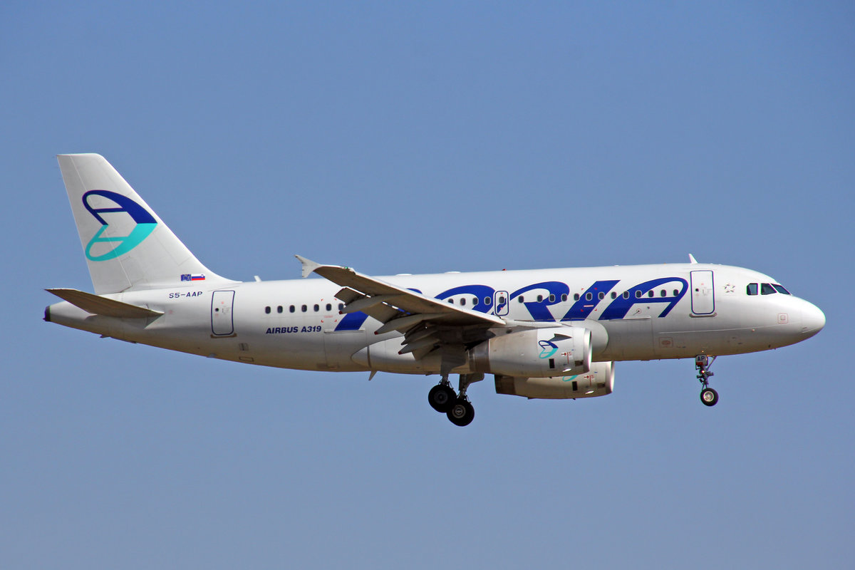 Adria Airways, S5-AAP, Airbus A319-132, msn: 4282, 24.März 2018, ZRH Zürich, Switzerland.