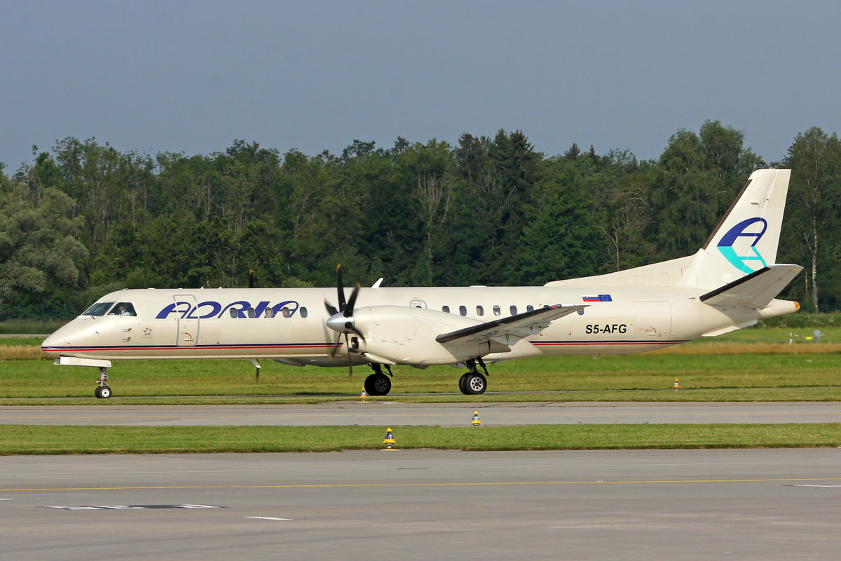 Adria Airways, S5-AFG, Saab 2000, msn: 2000-015, 06.Juli 2019, ZRH Zürich, Switzerland.
