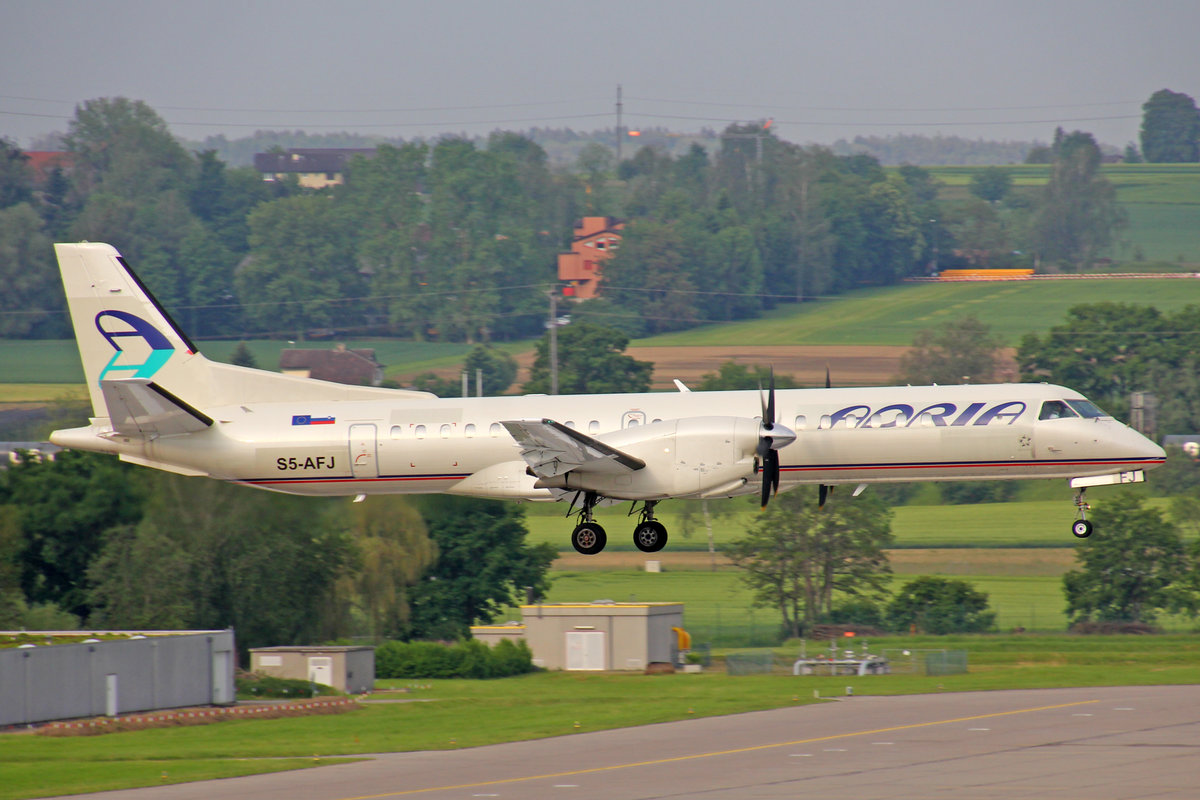Adria Airways, S5-AFJ, Saab 2000, msn: 2000-011, 25.Mai 2019, ZRH Zürich, Switzerland.