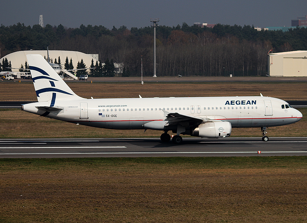 Aegean A 320-232 SX-DGE beim Start in Berlin-Tegel am 29.03.2014