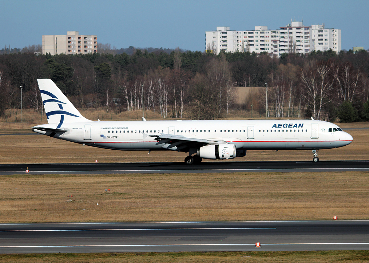 Aegean A 321-231 SX-DVP nach der Landung in Berlin-Tegel am 08.03.2014