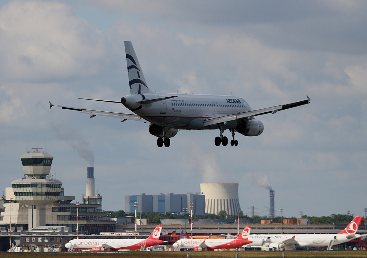 Aegean, Airbus A 320-232, SX-DGN, TXL, 07.08.2016