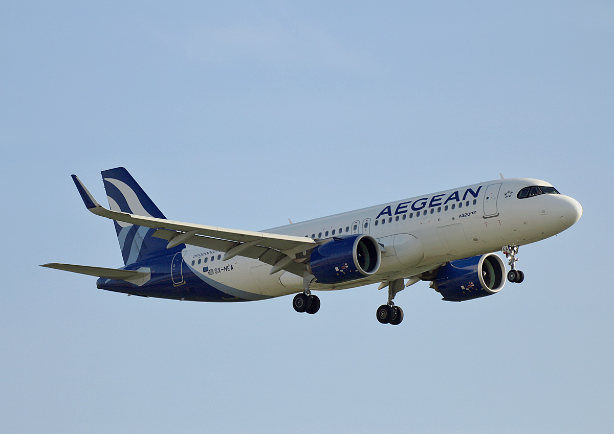Aegean, Airbus A 320-271N, SX-NEA, BER, 31.10.2021