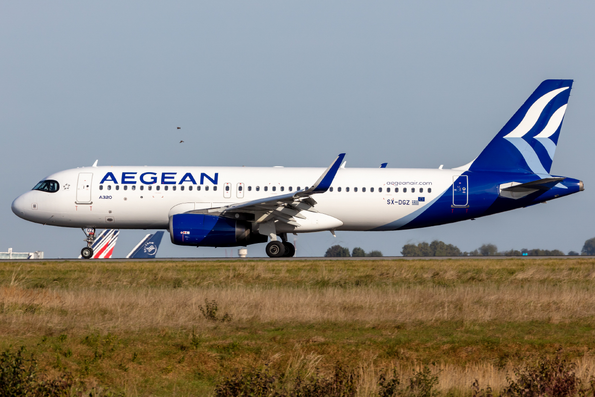 Aegean Airlines, SX-DGZ, Airbus, A320-232, 11.10.2021, CDG, Paris, France