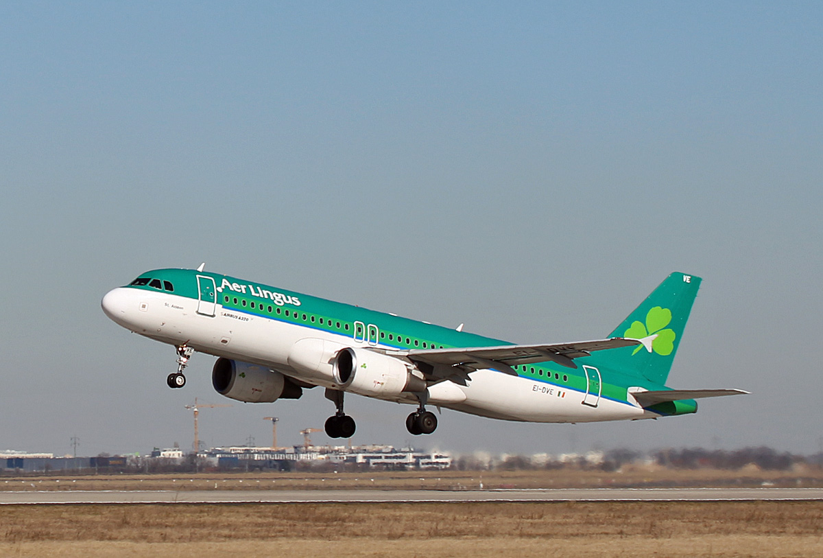 Aer Lingus, Airbus A 320-214, EI-DVE, BER, 08.03.2022