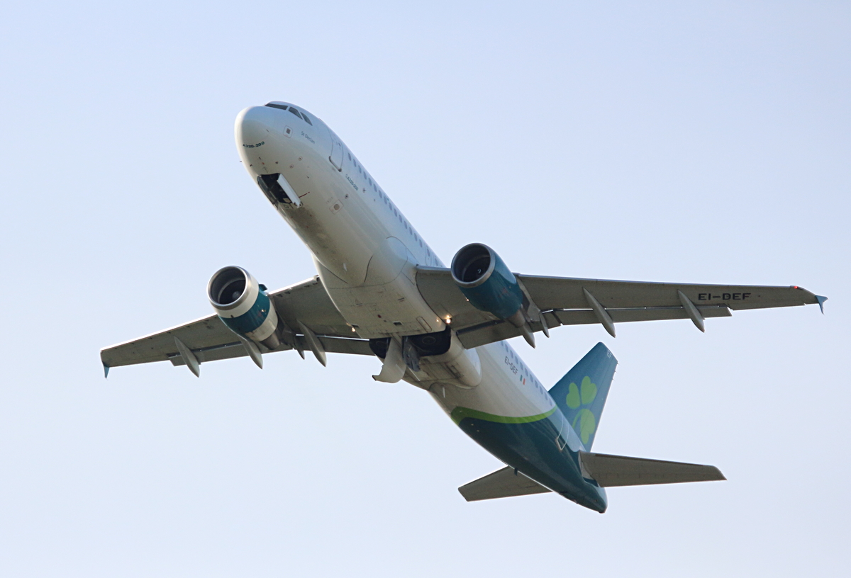 Aer Lingus, Airbus A 320-214, EI-DEF, BER, 19.10.2025