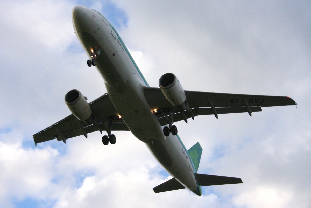 Aer Lingus, EI-DVJ,(c/n 3857),Airbus A 320-214, 02.11.2014, HAM-EDDH, Hamburg, Germany 