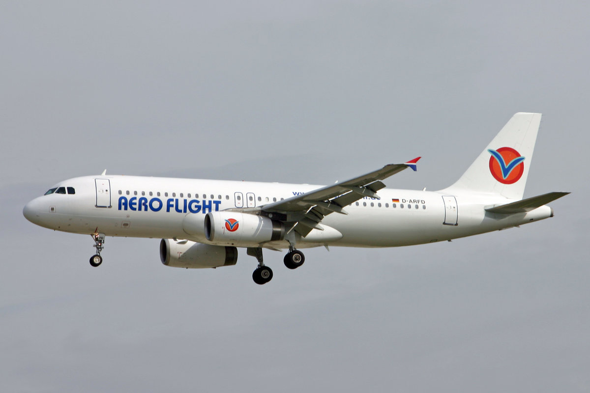 Aero Flight, D-ARFD, Airbus A320-232, msn: 2108, 20.Mai 2005, FRA Frankfurt, Germany.