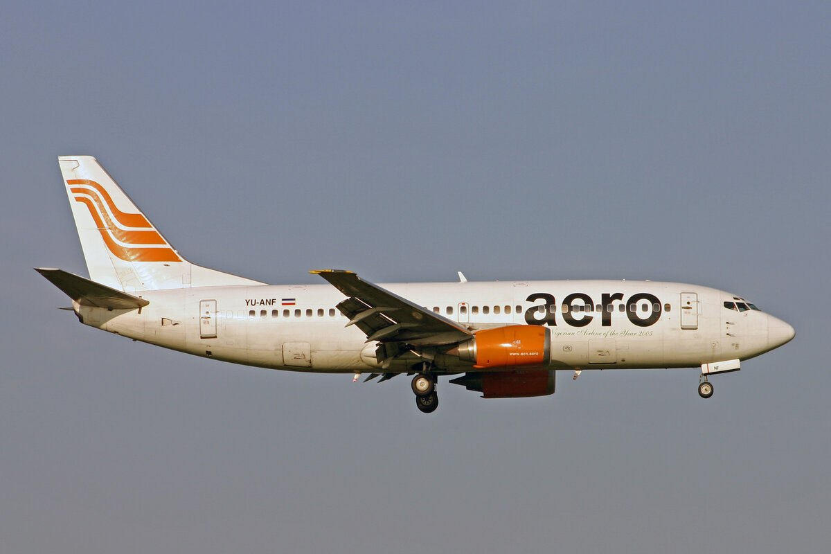 AeroContractors, YU-ANF, Boeing 737-3H9, msn: 23330/1136, 12.Oktober 2006, ZRH Zürich, Switzerland.